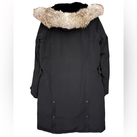 Canada Goose Kensington Slim Fit Parka in Black - Picture 5 of 16
